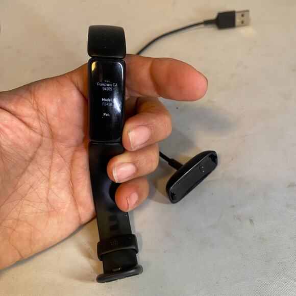 Fitbit Inspire 3 Health & Fitness Tracker Tested Working - Picture 2 of 5